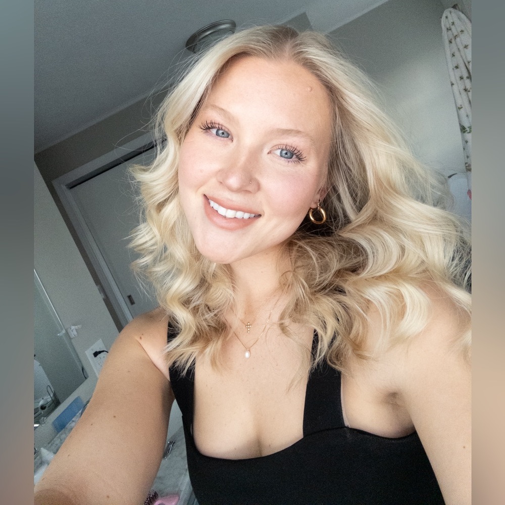 Meet your Posher, Maddie